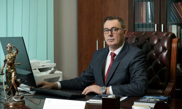 Avokati pas dënimit të Gucatit dhe Haradinajt: Është aktgjykim i shkallë së parë, s'ka përfunduar asgjë – Epoka e Re