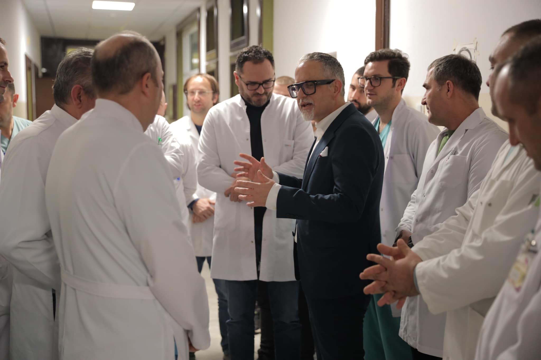 fillojne-renovimet-ne-kliniken-e-urologjise
