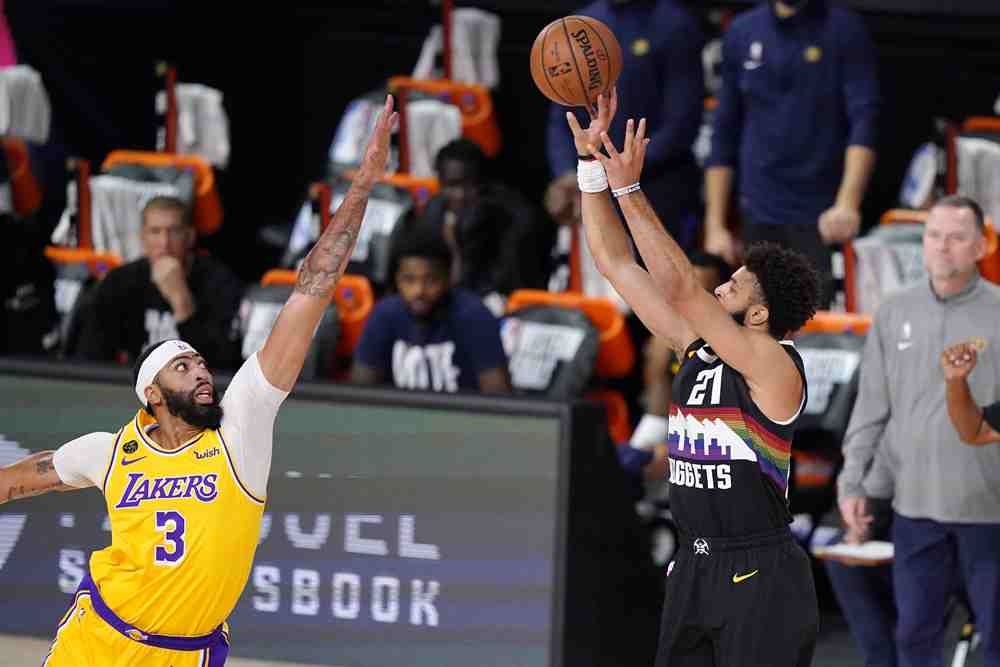 Denveri mposhti Lakersat në sekondën e fundit  triumfojnë edhe Clevelandi e New York