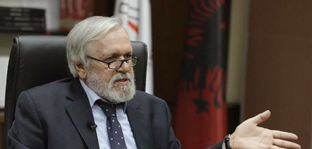 Kraja  Rexhep Qosja ishte zëri i ndërgjegjes së zgjuar kombëtare  bashkë me të merr fund epoka e idealistëve të mëdhenj