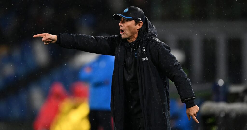 Antonio Conte do të largohet nga Napoli