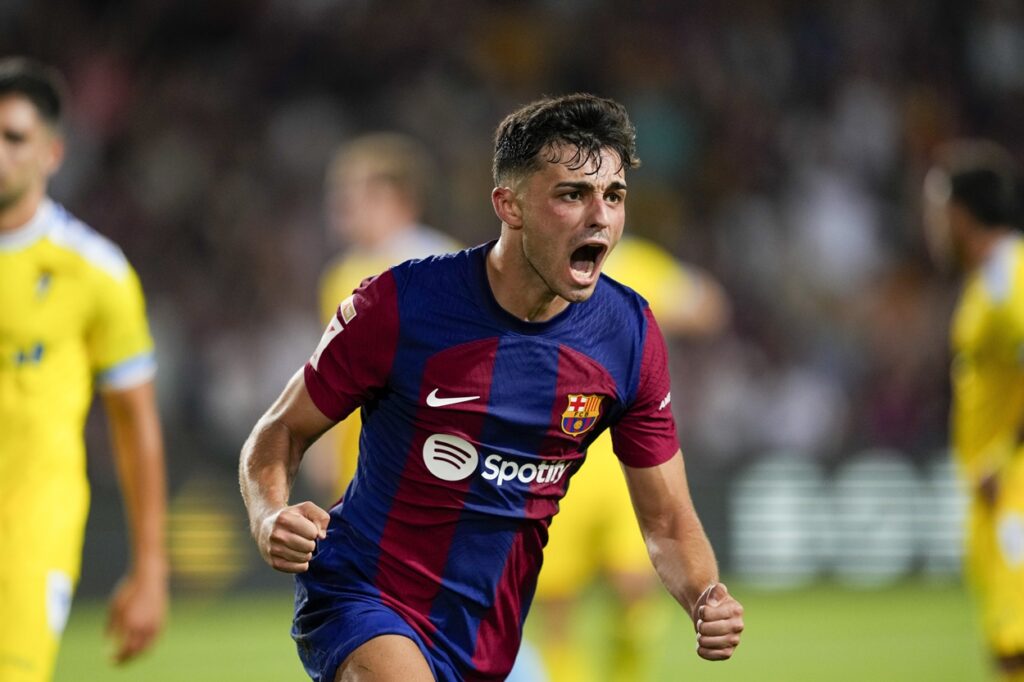 Pedri ka thyer një rekord  më parë mbahej nga Lionel Messi