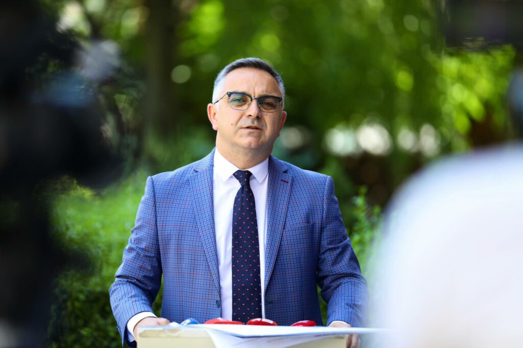 Era e zgjedhjeve po ndihet qartë