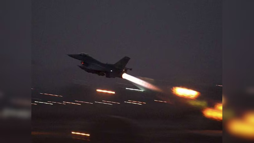 Forcat ajrore izraelite sulmojnë objektiva ushtarake  radarë dhe sisteme raketore në Teheran