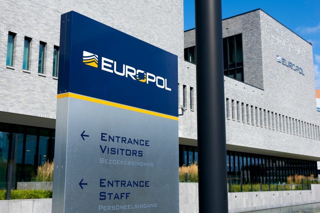 Europoli  731 rrjete kriminale janë aktive në Evropë