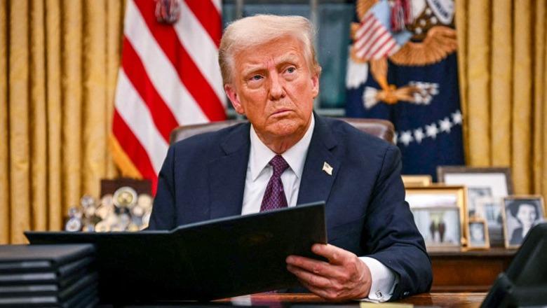 Trump firmos vendimin  SHBA nuk do ndërhyjë më në zgjedhjet e vendeve të huaja 