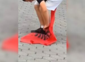 Të fundit
