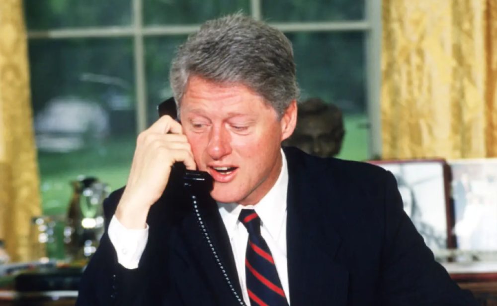 Telefonata e Bill Clintonit me Hashim Thaçin  Rubin tregon se sa  mbresëlënëse  ishte për presidentin