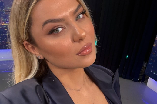 rike-roci-shperthen-rrjetin-me-fotografi-provokuese-gjate-pushimeve-dimerore