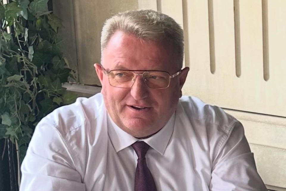 Reagim nga Hisen Berisha  Struktura nën ndikimin e BIA s po manipulojnë publikun duke më ndryshuar përmbajtjen e deklaratave të mia