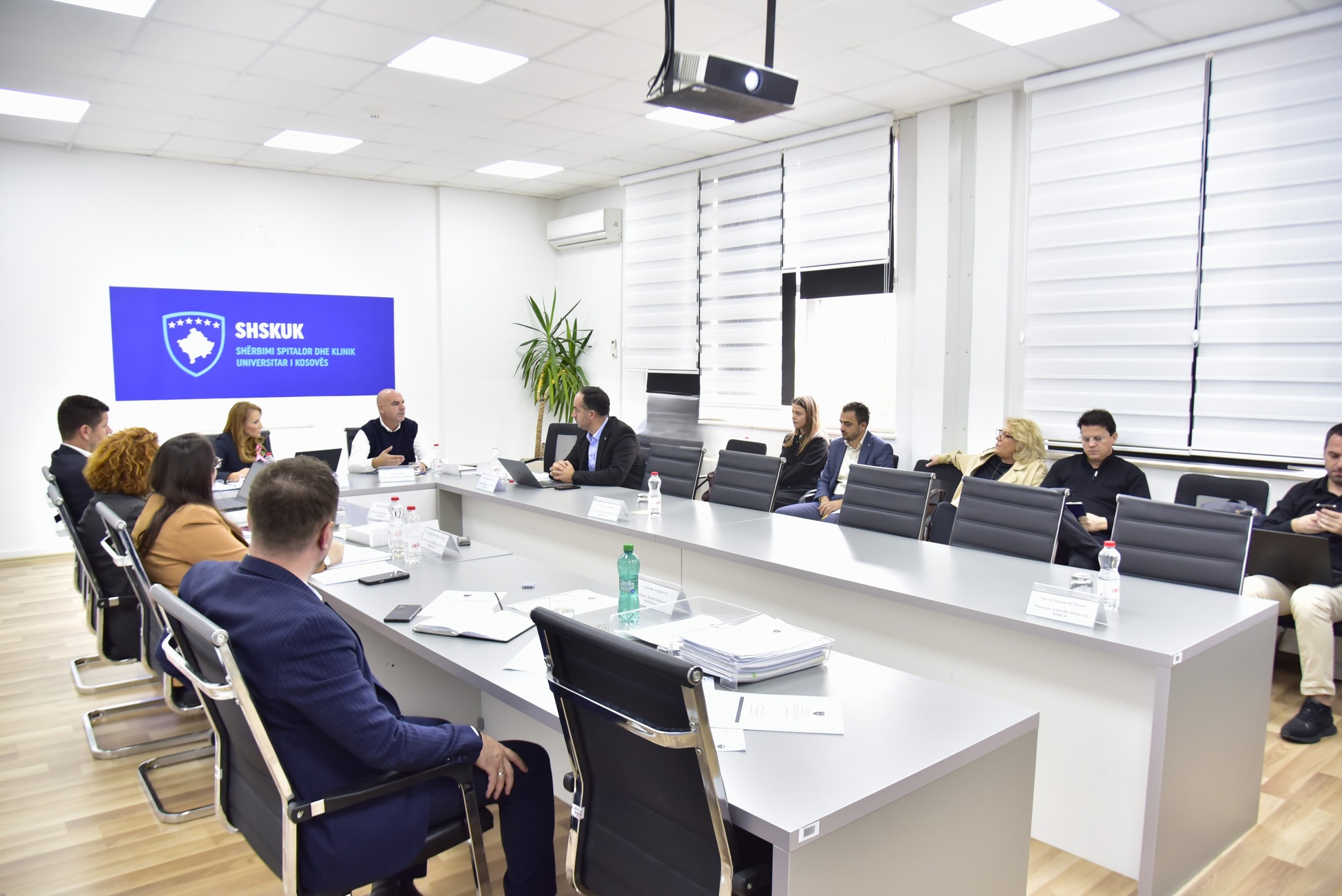 Formohet grupi punues i cili do të merret me kategorizimin e rrezikshmërisë në vendet e punës brenda institucioneve të ShSKUK së