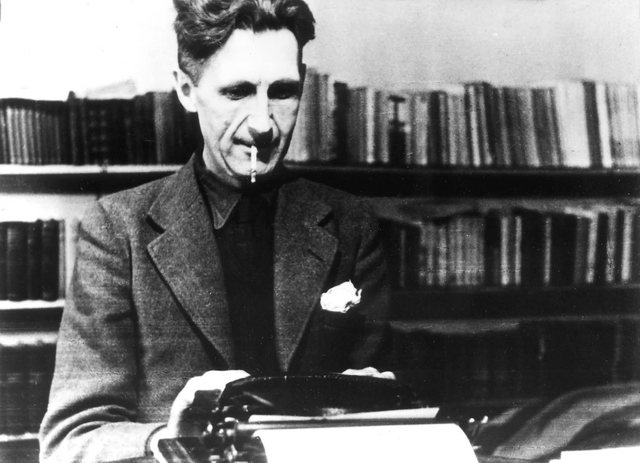George Orwell tregon  Pse shkruaj  në një ese të vitit 1946