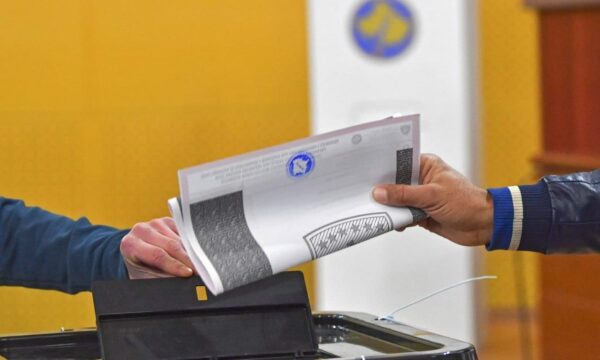 Në këtë qendër votuan veç 7 persona