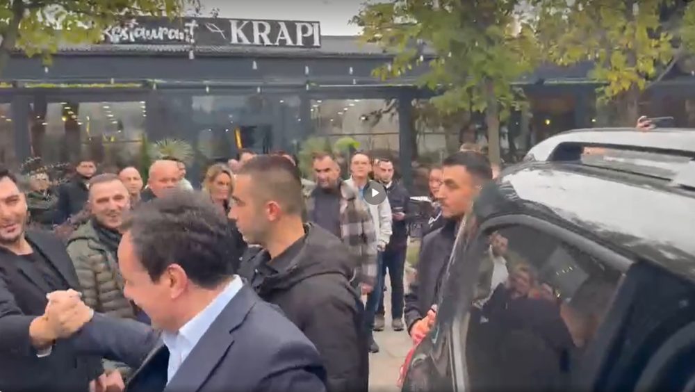  Presion i hapur ndaj qytetarëve    sjellje e paprecedent   Kritikohet ashpra vizita e Kurti në Mitrovicë