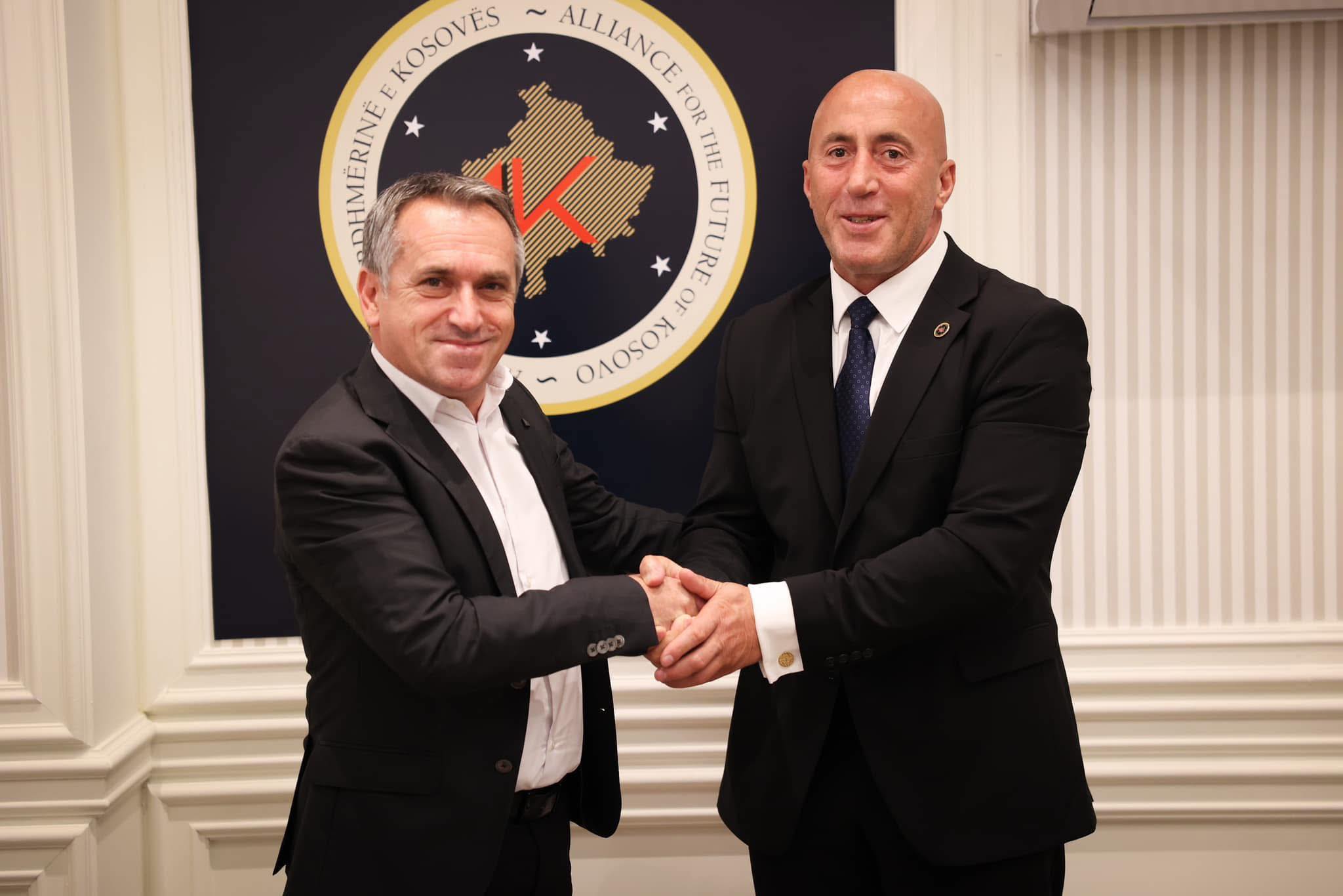 Haradinaj prezanton kandidatin e radhës për deputet  Mumin  Kosova ka nevojë për ty