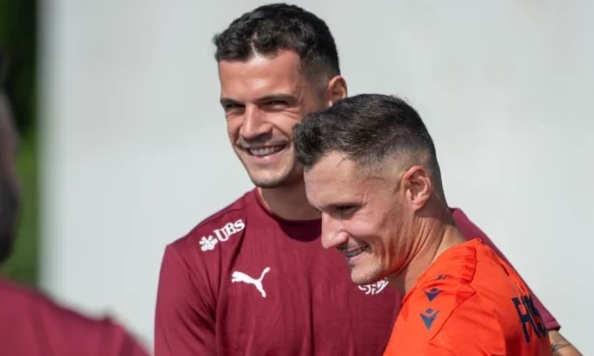 Taulant Xhaka reagon pasi vëllai i tij u vërshëllye në Prishtinë  Krenaria e shqiptarëve