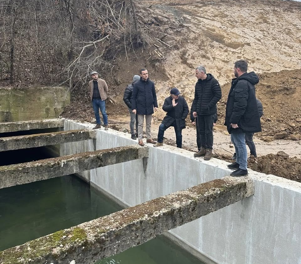 Pasi terro istët serbë sulmuan kanalin e Ibër Lepencit  ishte Durmishi që nisi punën për sanimin e dëmeve
