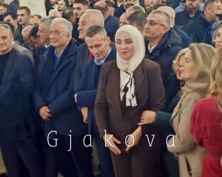 Besa Ismaili 60  vlerësohet në Gjakovë për angazhimin e pandërprerë në shtetndërtimin e Kosovës