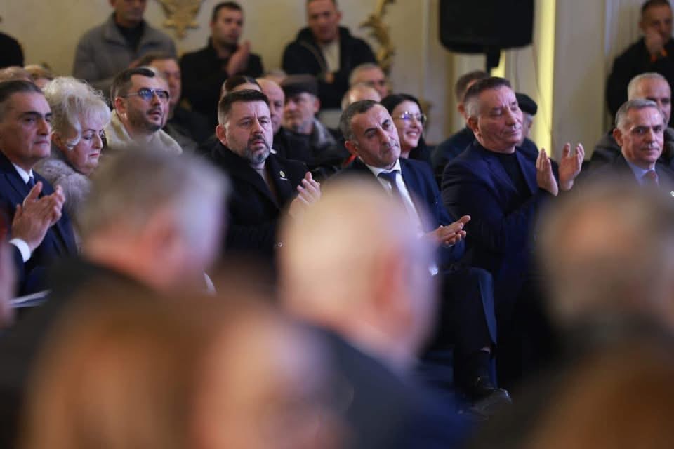 90 shi i AAK së  Lahi Brahimaj  Suhareka   Krah Aleancës 