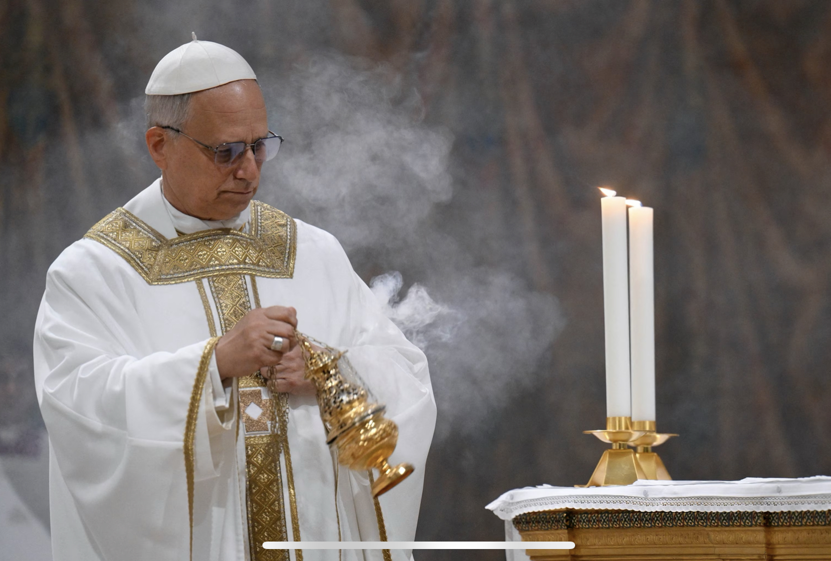 Papa Leo XIV drejton meshën e parë të Krishtlindjes që nga zgjedhja   mesazhi i tij
