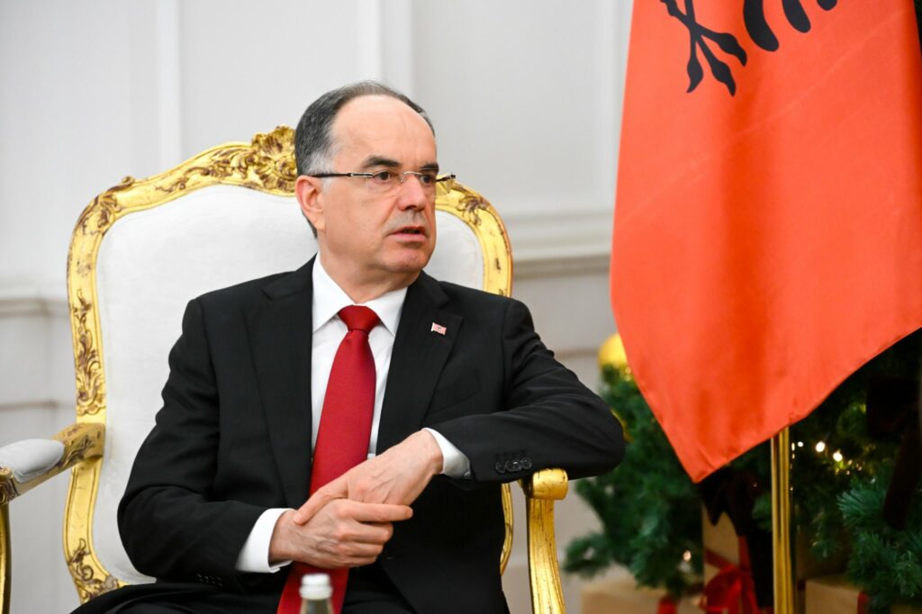 Dita e Gjuhës Amtare  Begaj  Ta ruajmë dhe ta flasim bukur shqipen