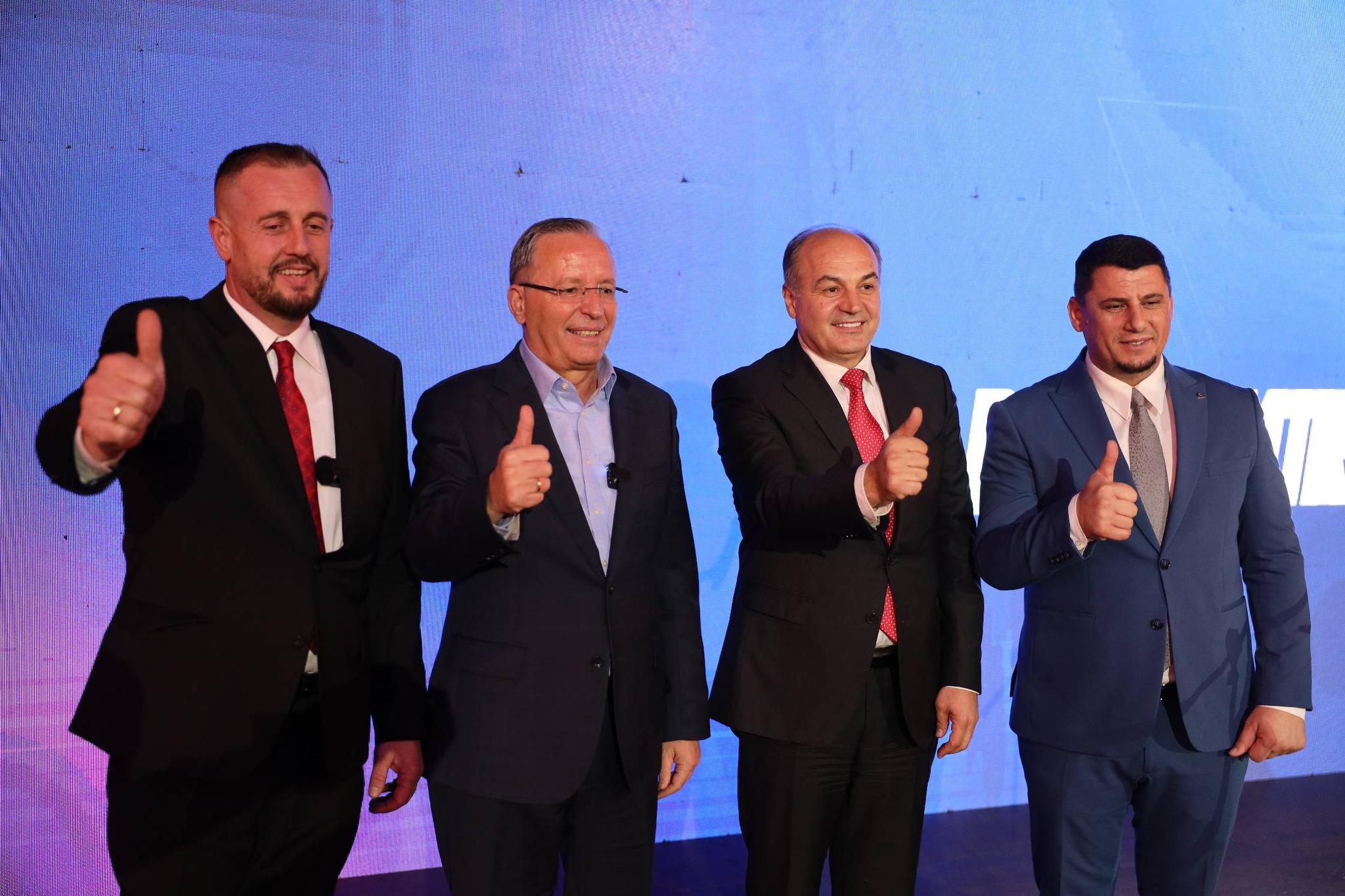 4 shi i PDK së  Në Suharekë  Shtime dhe Lipjan  mbështetje masive për PDK në