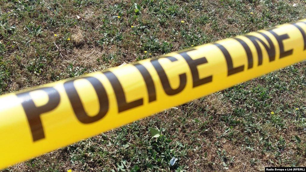 Dëmtohen varrezat në Obiliq  policia nis hetimet