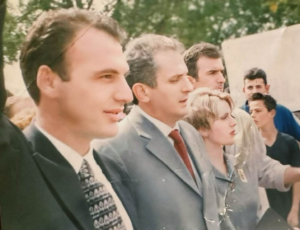  Fatmir Limaj ka qenë ideali ynë politik që nga dita e parë   thotë ish deputetja Izmaku