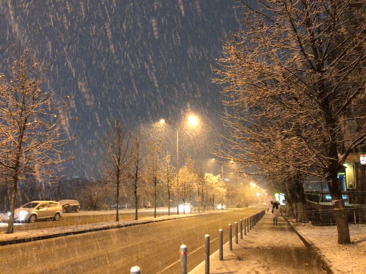Fronti polar godet Kosovën  Sonte reshje bore në gati gjithë vendin