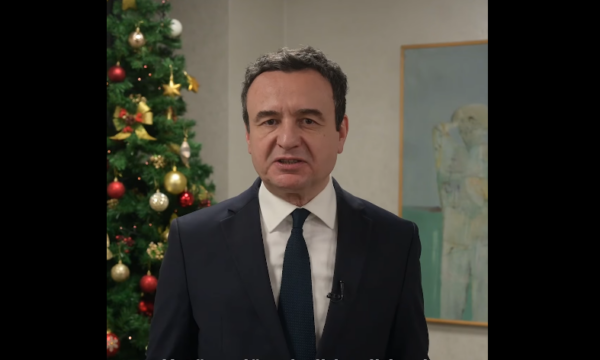 Kurti uron besimtarët e komunitetit serb për Krishtlindje  Le të na bashkojë e mira
