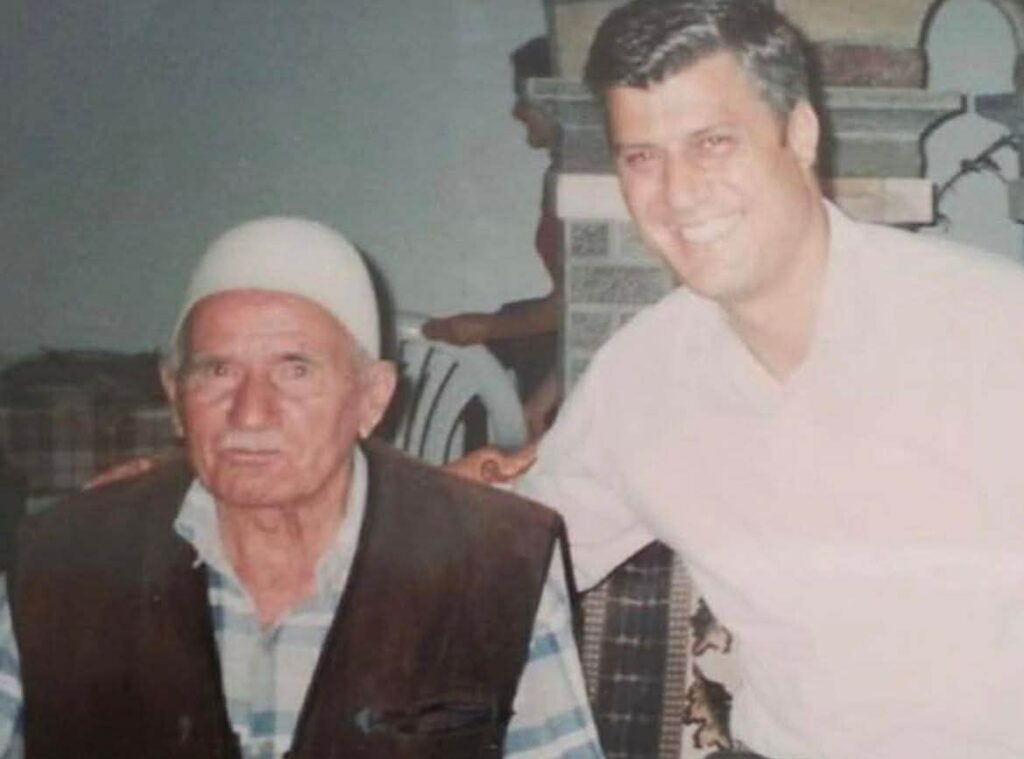 Haki Morina  Hashim Thaçi  lideri që bashkoi Kosovën përtej ndarjeve dhe siguroi ndërtimin e institucioneve