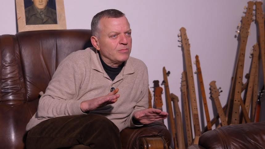 Si nisi gjithçka në dramën familjare  Ish bashkëshorti i Violetës jep versionin e tij