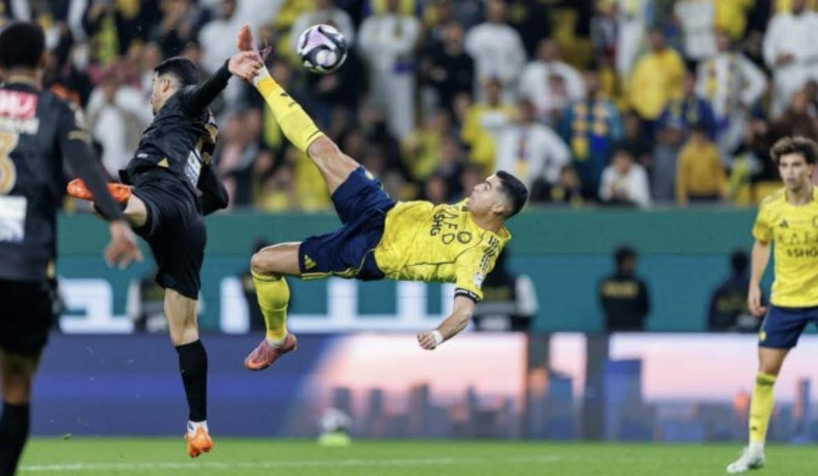 Ronaldo arrin shifrën e 958 të golave