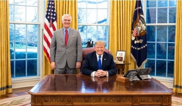 Ish  zyrtari i Trump  Ka potencial për një konflikt Kosovë Serbi  Trump të mbajë një sy në rajon