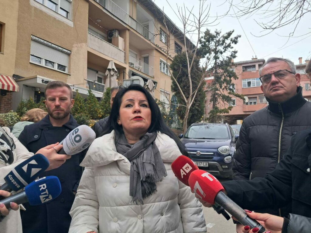 Banorët e  Simon Shirokës  ankohen për problemet e parkimit  Prishtina Parking arsyetohet me vendimin e Gjykatës