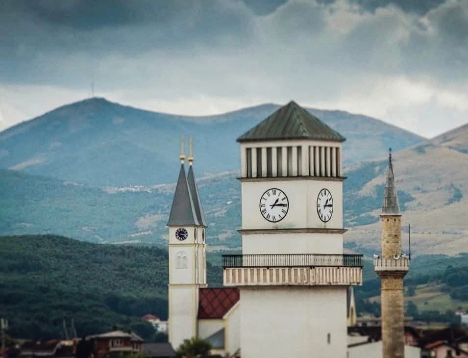 𝗠𝗯𝗶𝗲𝗺𝗿𝗮 𝗳𝗮𝗺𝗶𝗹𝗷𝗲𝘀𝗵 𝗻𝗲̈ 𝗚𝗷𝗮𝗸𝗼𝘃𝗲̈ 𝗺𝗲 𝗽𝗿𝗲𝗷𝗮𝗿𝗱𝗵𝗷𝗲 𝗻𝗴𝗮 𝗛𝗮𝘀𝗶