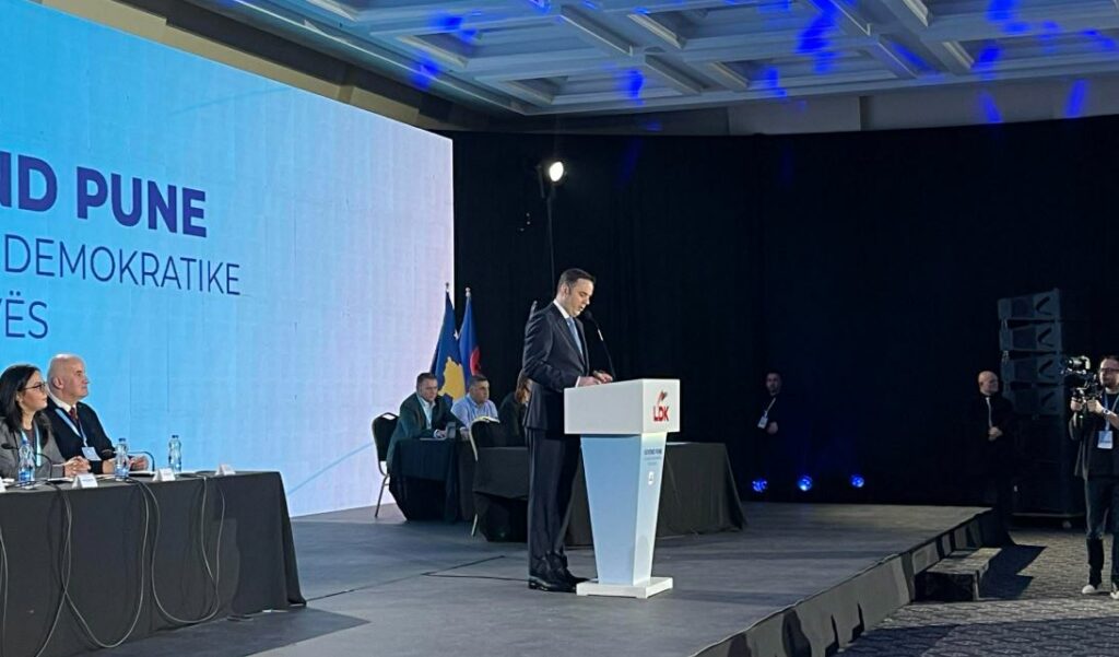 Kuvendi mbyll dyert  355 delegatë do të vendosin për liderin e LDK së