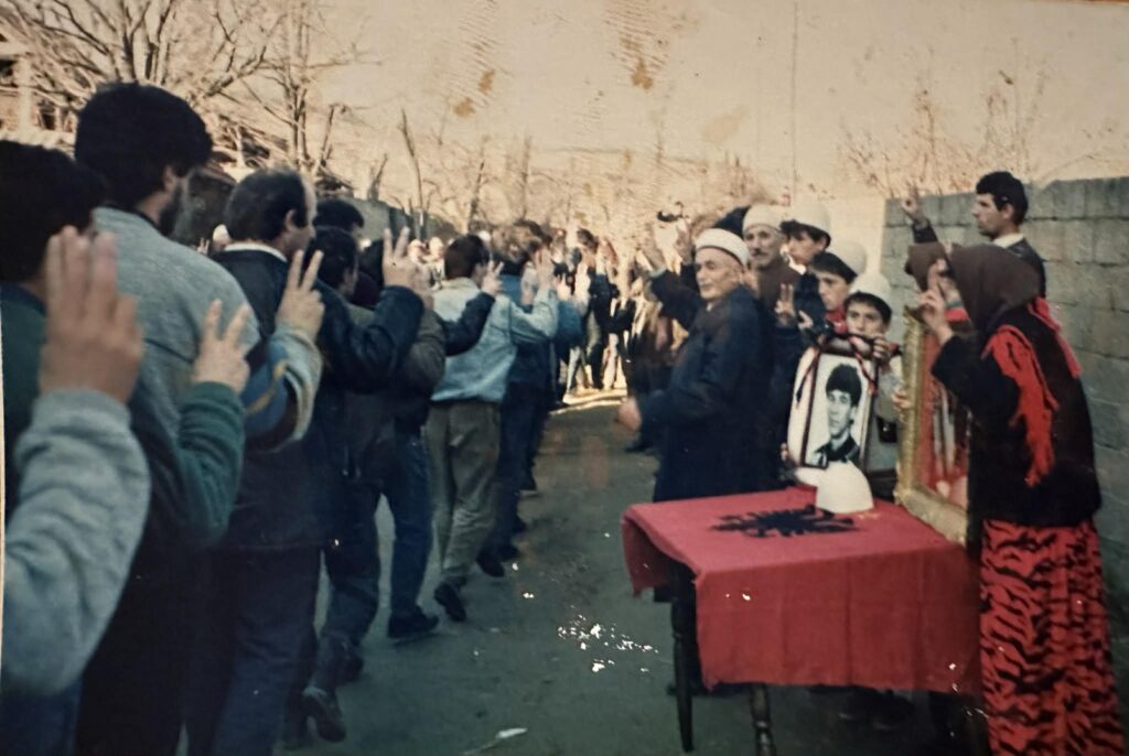 Kronikë e një kohe kryengritëse