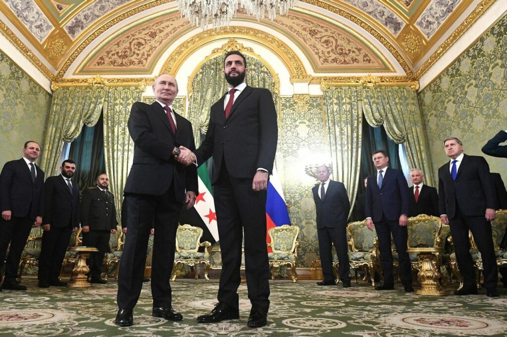 Putini takohet me udhëheqësin sirian në Moskë