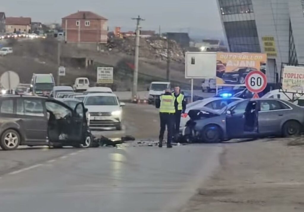 Aksident me 6 të lënduar në Mitrovicë   Policia jep detaje