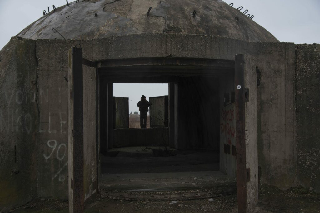 Misteri i 700 mijë bunkerëve në diktaturë dhe zhdukja e dokumenteve