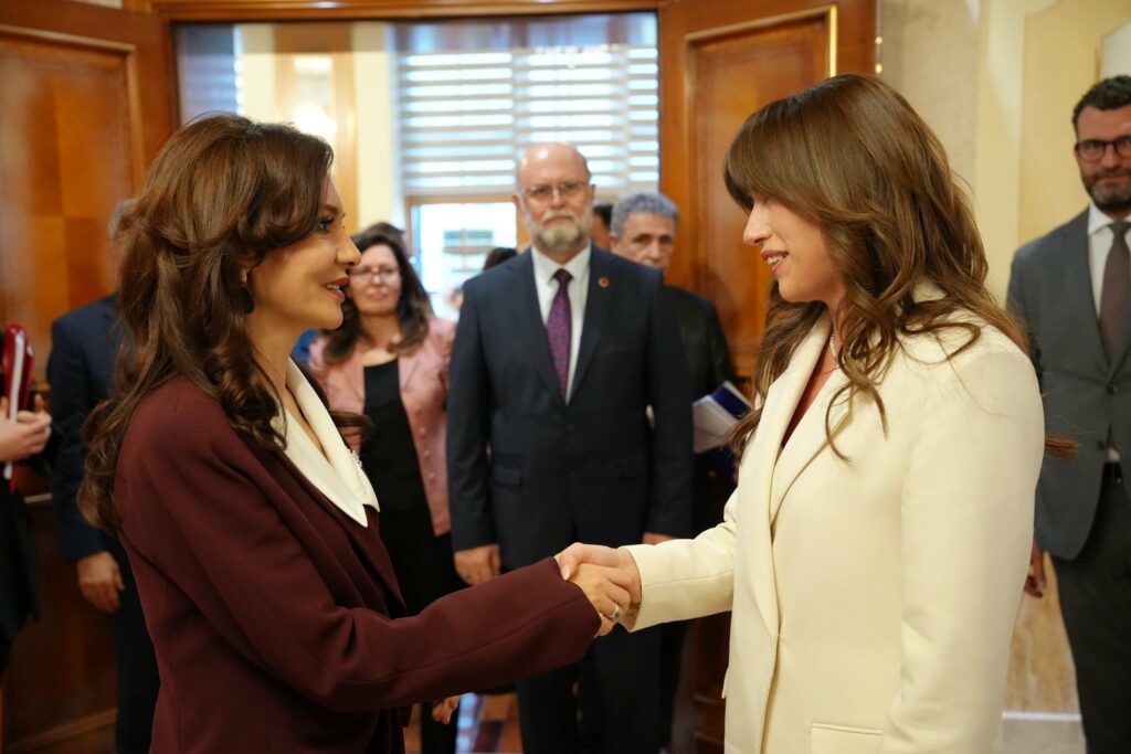 Haxhiu tregon se çfarë bisedoi me Spiropalin