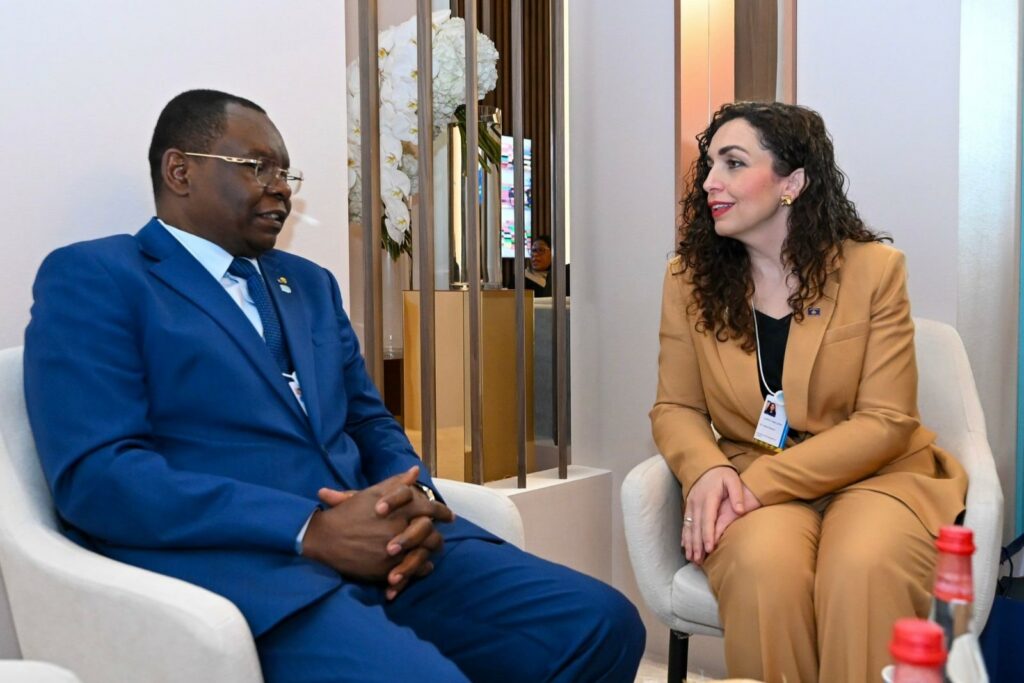 Osmani takohet me kryeministrin e Çadit  diskutojnë për marrëdhëniet bilaterale ndërmjet dy vendeve