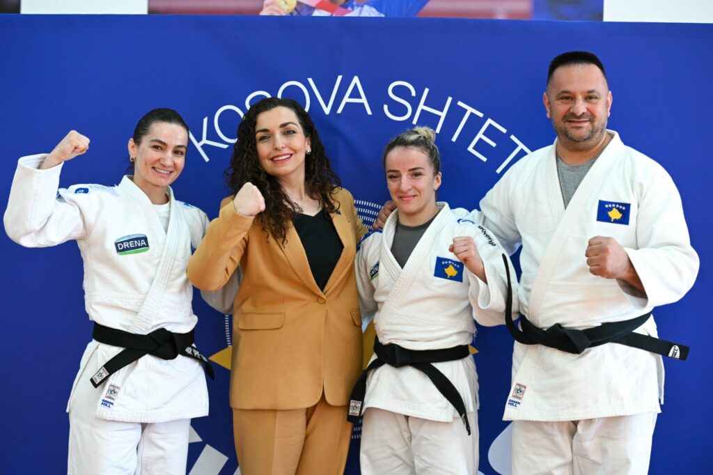 Osmani viziton Qendrën Nacionale të Xhudos  Kosova po shndërrohet në qendër botërore të këtij sporti