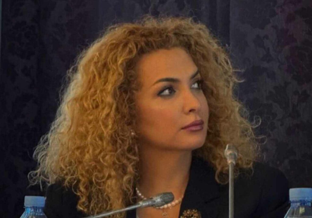 Situata politike në Kosovë  reagon për herë të parë Albena Reshitaj