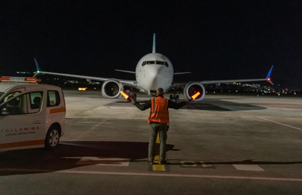 Lufta në Lindjen e Mesme  11 kosovarë të evakuuar nga Dubai arrijnë në Aeroportin e Shkupit   grupi tjetër nesër në Prishtinë