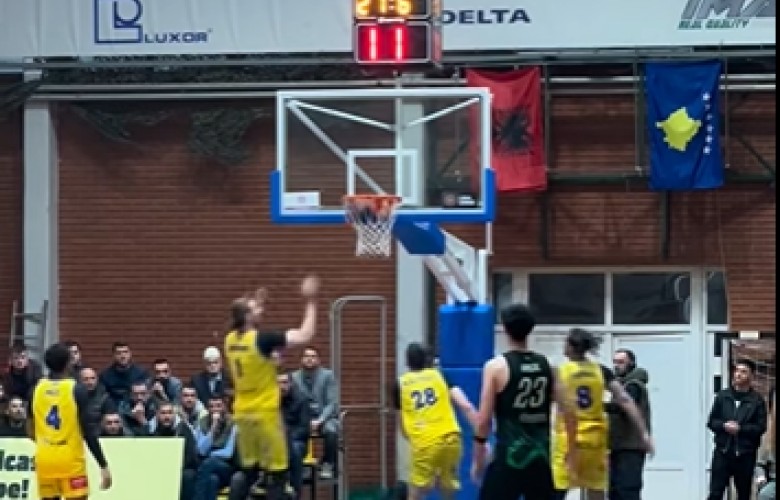 Trepça mposht Golden Eagle Yllin