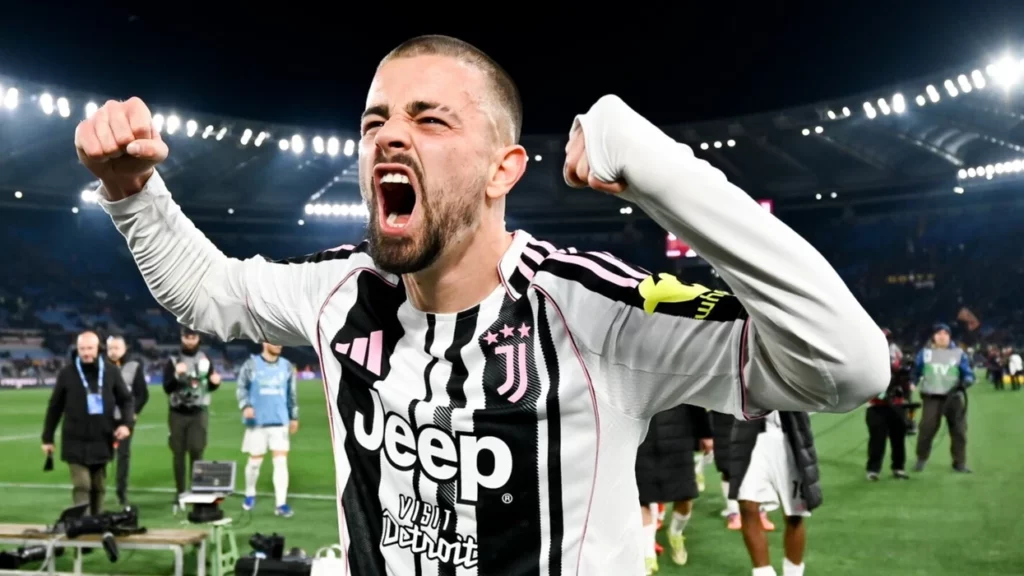 Zhegrova jep sinjal të fortë te Juventusi  Refuzon pushimin dhe paraqitet i vetëm në stërvitje
