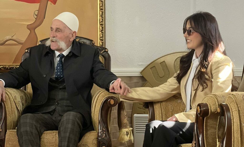 Deputetja e PDK së  Me familjen e bacit Rifat  na bashkon një dhimbje dhe krenari e madhe