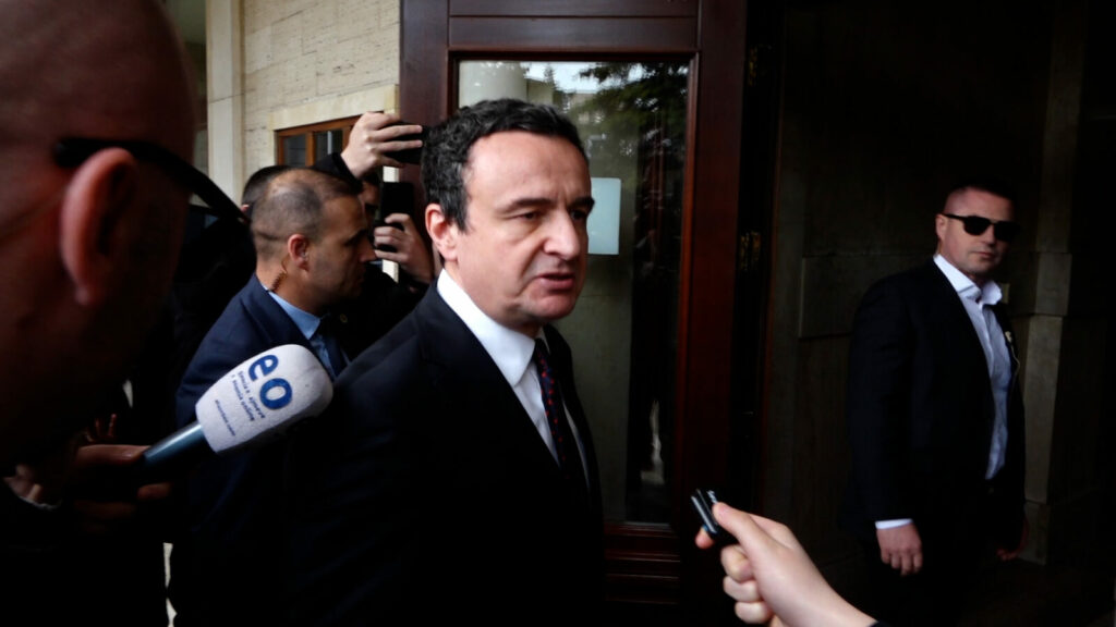 Afati për presidentin  Kurti  Jam në kontakt me Hamzën dhe Abdixhikun  do të takohemi javën e ardhshme